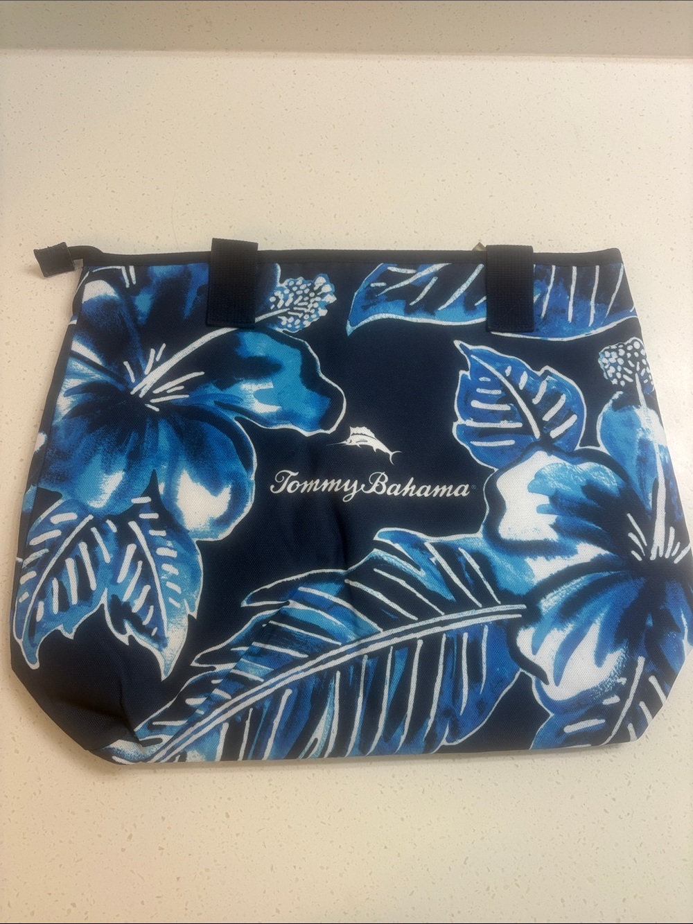 Tommy Bahama Navy Floral Insulated Tote New in Package